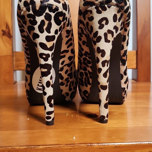 KELSI DAGGER Leopard Print Platform Heels, Size 8 - Picture 8 of 12